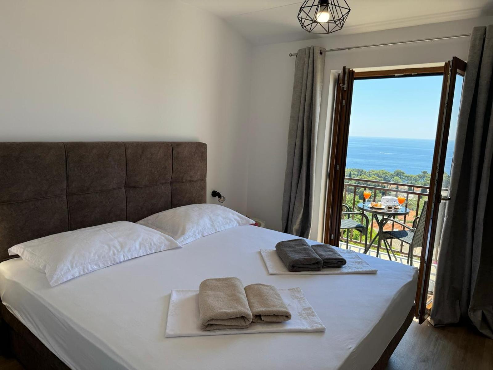 Accommodation Divanovic With Sea View Dubrovnik Exterior photo